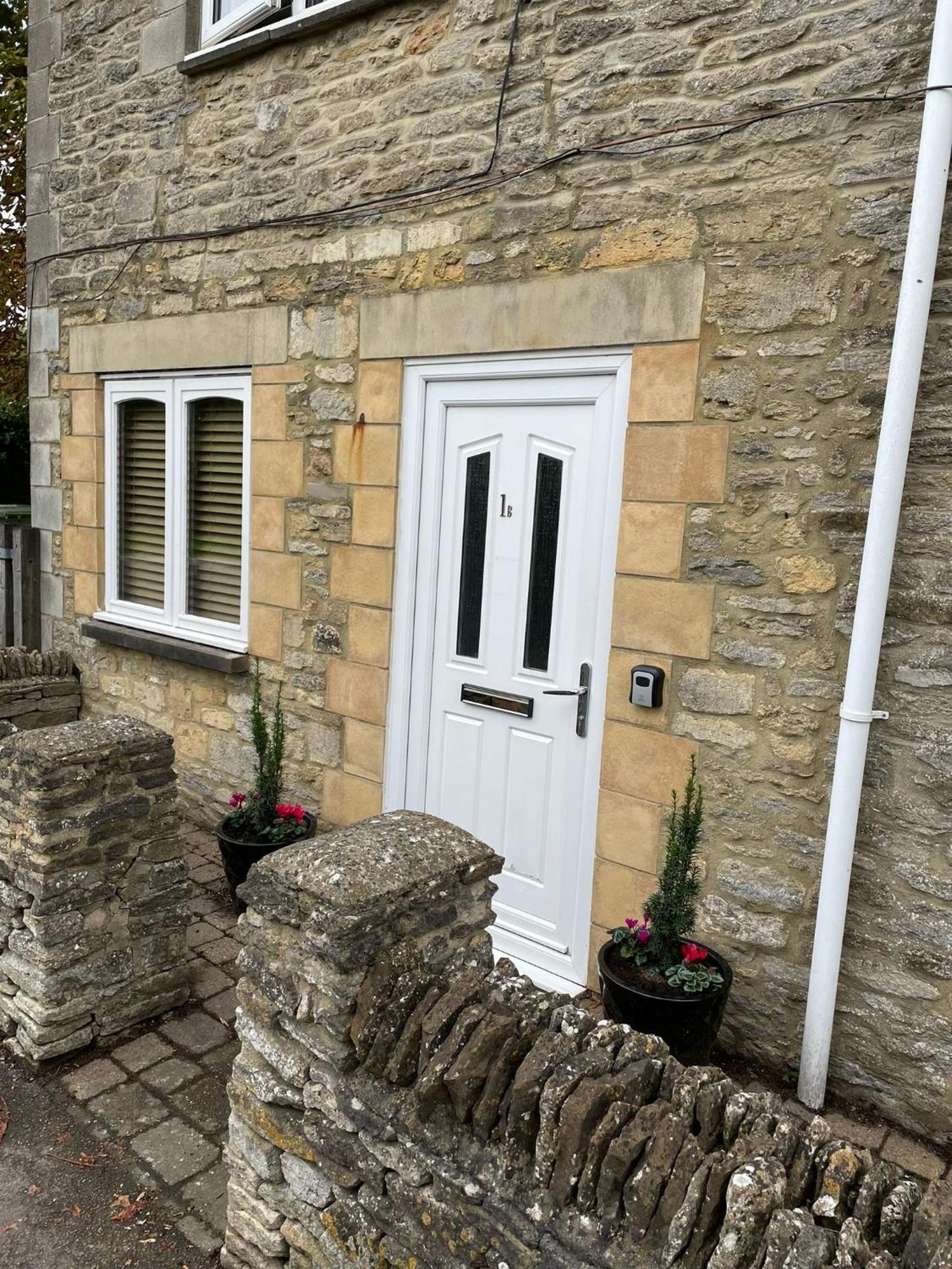 The Old Bakery Apartment South Cerney Exterior photo
